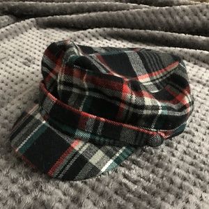 David and Young plaid newsboy cap hat